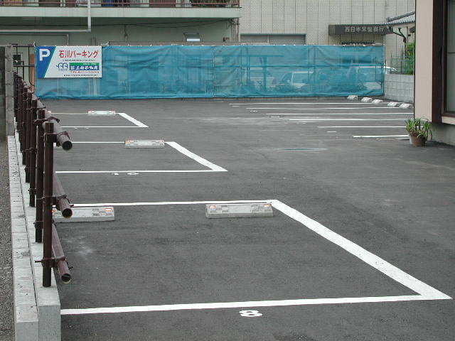 グレイプパーキング