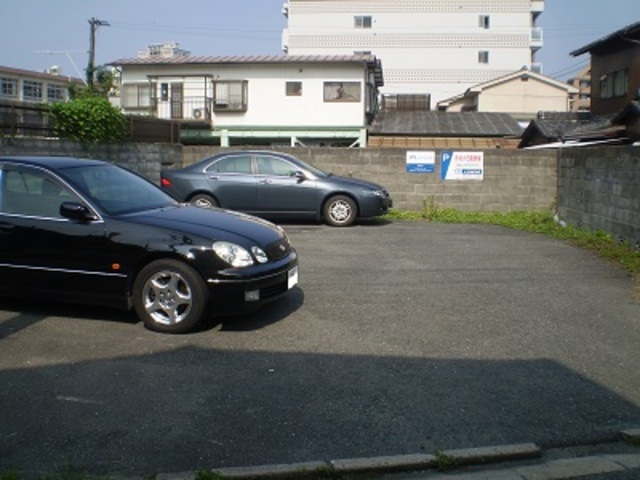 赤坂大石駐車場