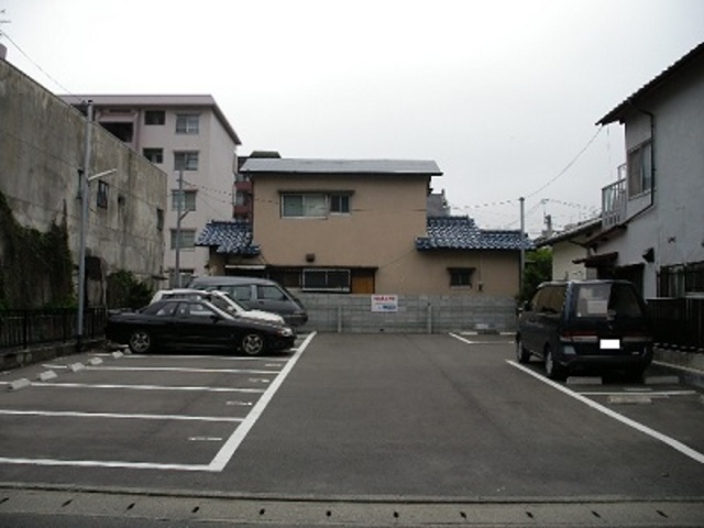 森駐車場