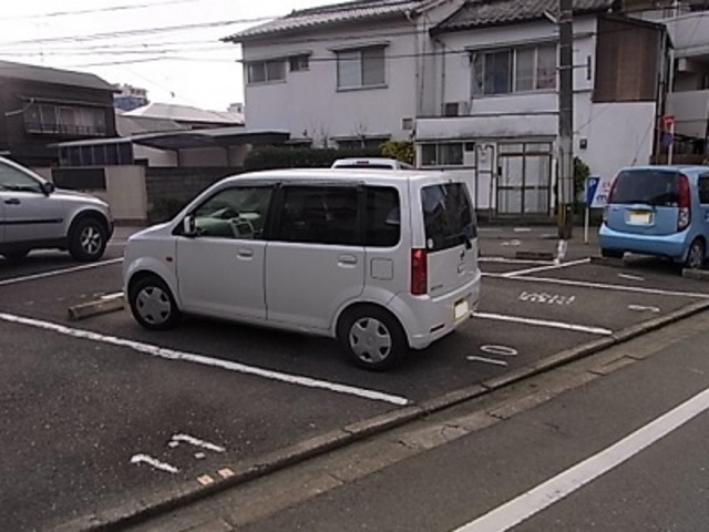 ともえ駐車場