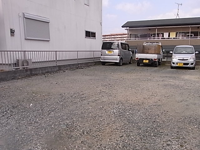 名島５丁目駐車場