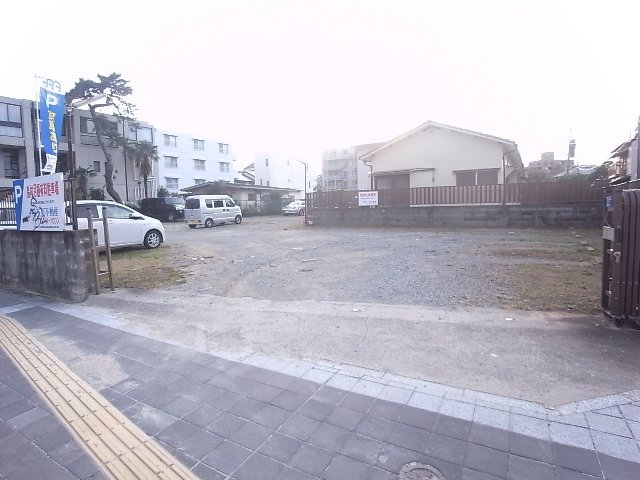 島村月極有料駐車場