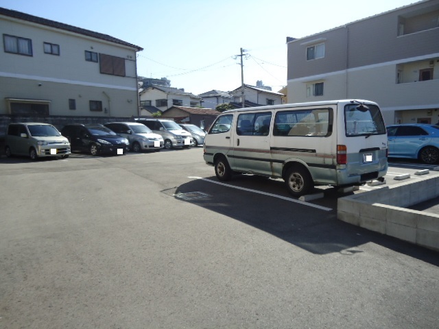 姪浜3丁目月極駐車場