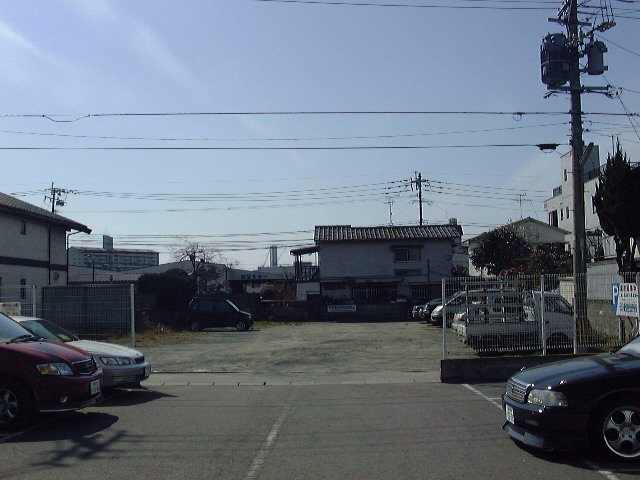 林・名島有料駐車場