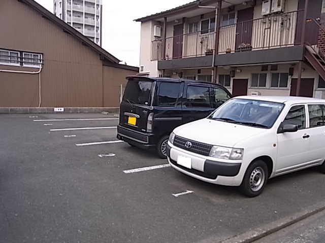レジデンスたちばな第１駐車場 