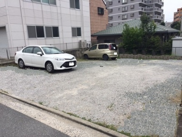 唐人町西側駐車場