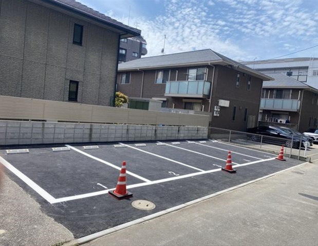 地行４丁目Ｍ月極駐車場