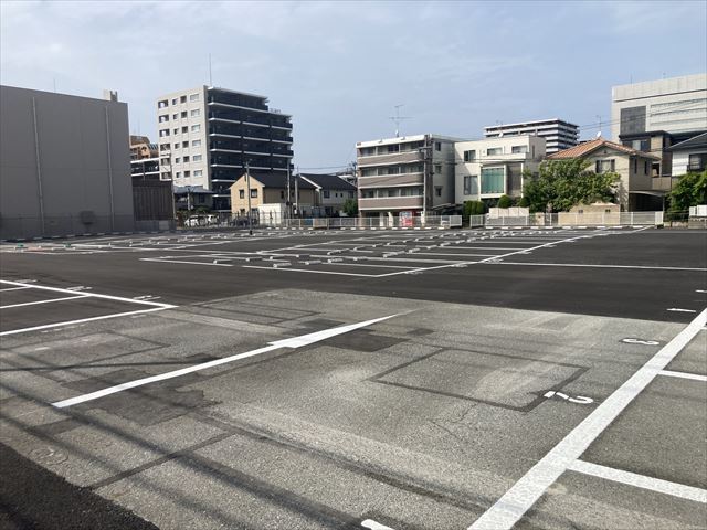 姪浜駅南２丁目月極駐車場