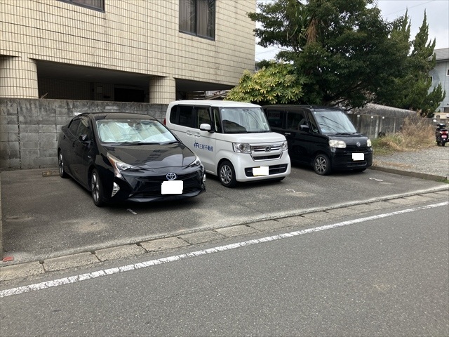 福工大前駅ＫＴ駐車場