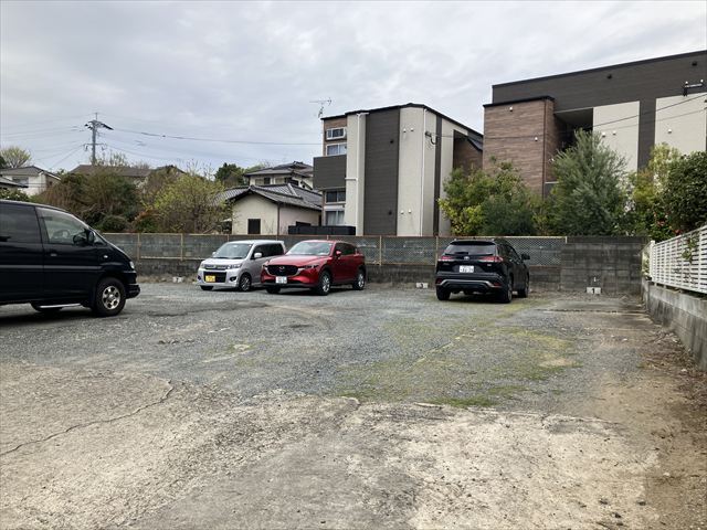 日塚月極駐車場